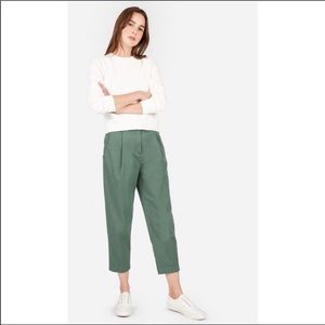 Everlane Green Slouchy Chino, size 8